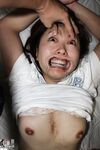 最新真實迷玩公司女同事 開口器 暴力翻 抽插各種玩弄 特寫無套抽插小穴 超清4K