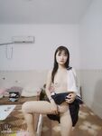 最新私房流出『私密群第28季』高端私密性專享 美女如雲 爆乳粉穴 完美露臉 高清