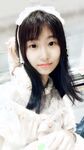 偷翻女同学手机相册里的所有自拍